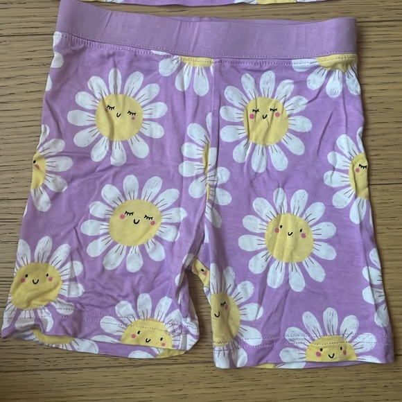 Little Sleepies Size 3 Short Sleeve/Shorts Set! - Picture 2 of 6
